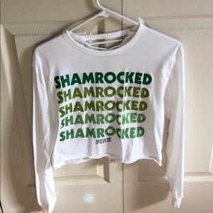VS shamrock top size small
